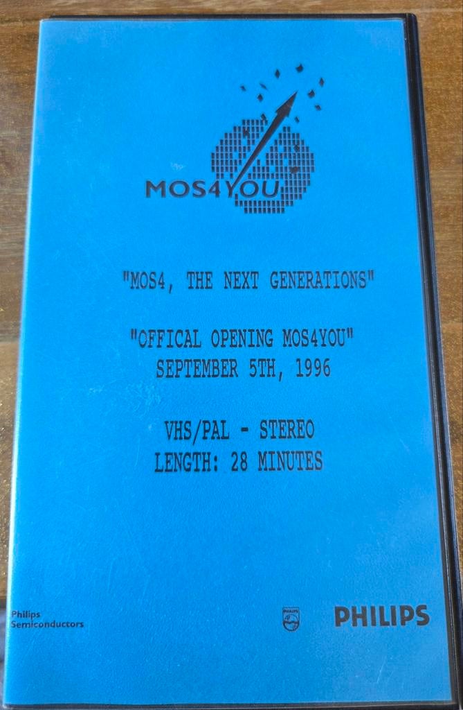 MOS4YOU "MOS4, THE NEXT GENERATIONS" VHS - Philips, Alle leeftijden, Ophalen of Verzenden, Gebruikt, Documentaire