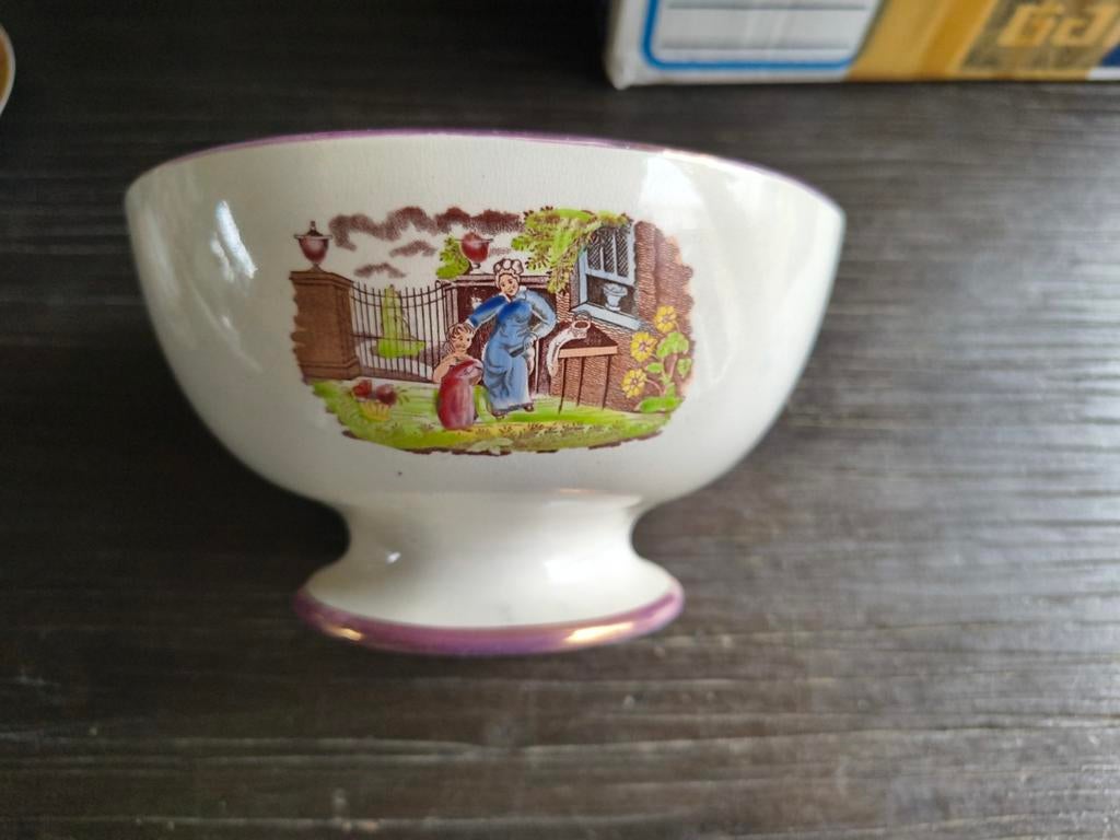 Vintage Crinoline Lady schaaltje - Portland Pottery Cobridge, Antiek en Kunst, Antiek | Porselein, Ophalen of Verzenden