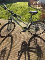 CUBE dames sport/city bike, licht groen,goed onderhouden, Fietsen en Brommers, Overige merken, 28 inch, Gebruikt, 10 tot 15 versnellingen