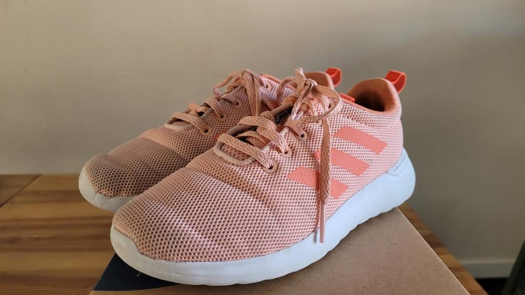 Adidas gymschoenen maat 33 - Roze, Kinderen en Baby's, Kinderkleding | Schoenen en Sokken, Adidas, Gebruikt, Ophalen of Verzenden