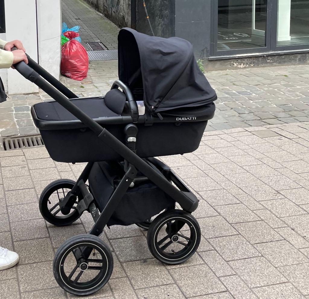 kinderbuggy bugatti, Kinderen en Baby's, Buggy's, Ophalen, Gebruikt, Overige merken, Verstelbare rugleuning