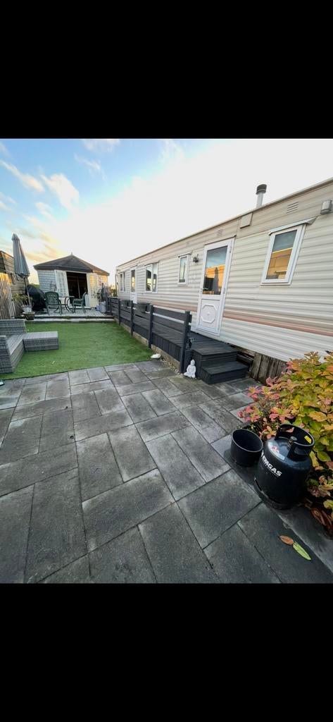 Stacaravan aan het water, Tot en met 2