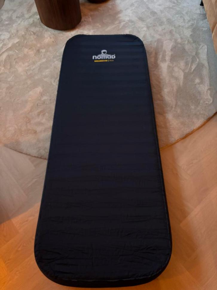 Nomad Dreamzone 10 Geïsoleerd Opblaasmatras 198x68x10, Caravans en Kamperen, Luchtbedden, Zo goed als nieuw, 1-persoons, Ophalen of Verzenden