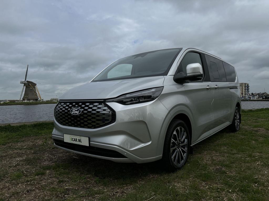 Ford E-Tourneo Custom 340 L2H1 Titanium X 65 kWh 218pk | Lee, Automaat, Achterwielaandrijving, Gebruikt, Overige carrosserieën