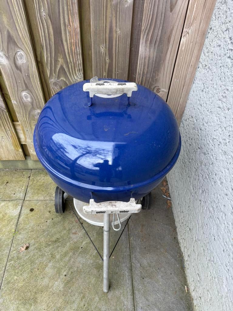 Weber kogel BBQ Blauw 47cm, Tuin en Terras, Houtskoolbarbecues, Ophalen, Gebruikt