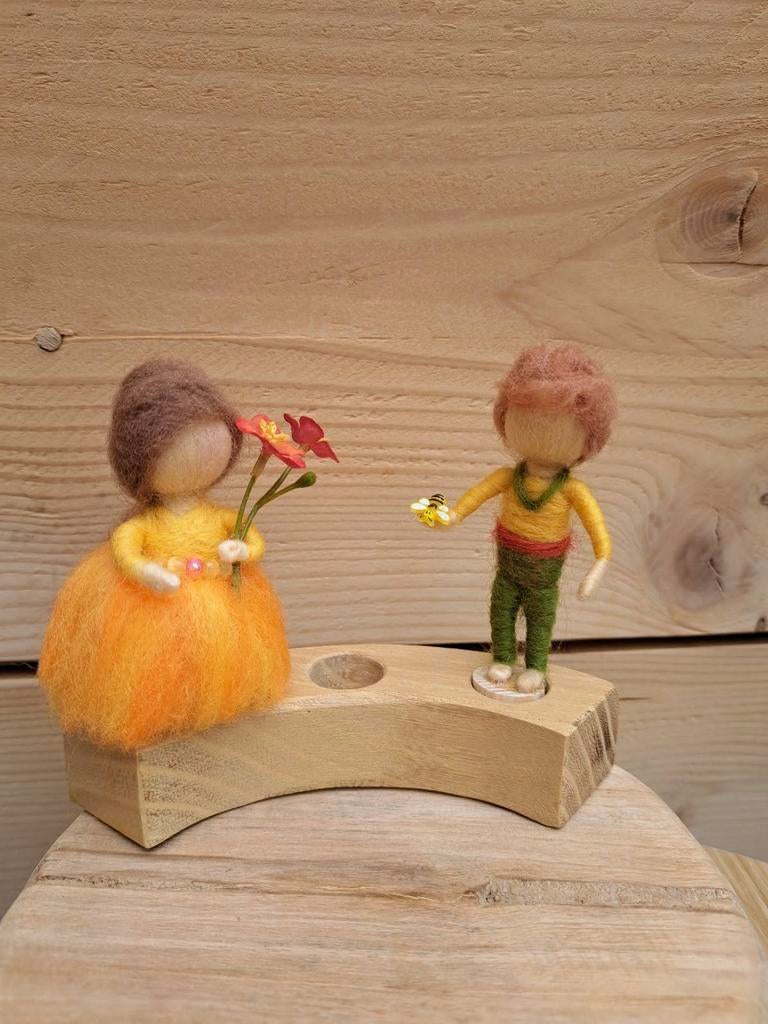 Seizoenstafel jaarring lente popjes stekers, Hobby en Vrije tijd, Vilt, Ophalen of Verzenden, Nieuw, Figuurtje(s)