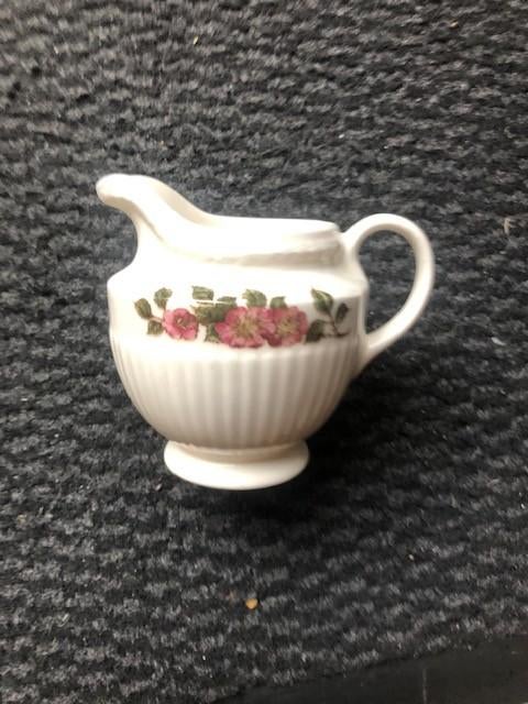 Wedgwood melkkannetje Briar Rose, Ophalen of Verzenden