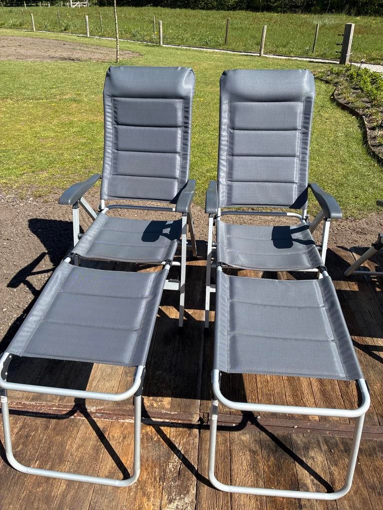 2 Antraciet Campingstoelen met Afneembaar Voetenbankje, Ophalen, Gebruikt, Campingstoel