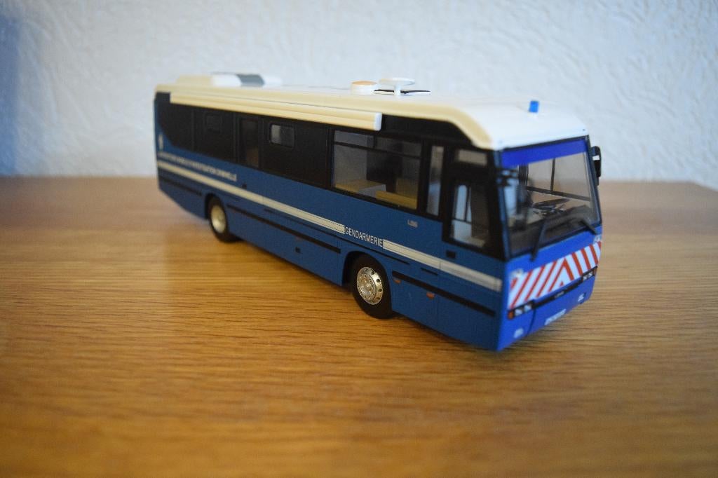 Bus Mobiel Recherche Laboratorium Franse Gendarmerie Politie, Hobby en Vrije tijd, Modelauto's | 1:43, Ophalen of Verzenden, Nieuw