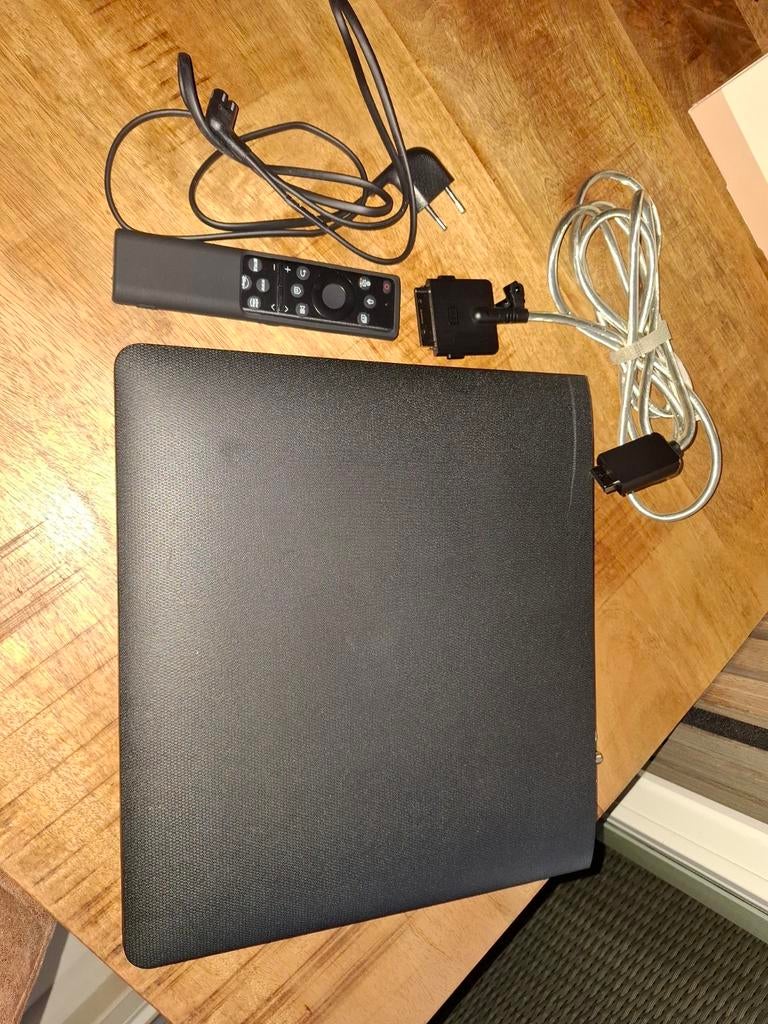 Samsung one connect box, Audio, Tv en Foto, Televisies, Ophalen of Verzenden, Zo goed als nieuw