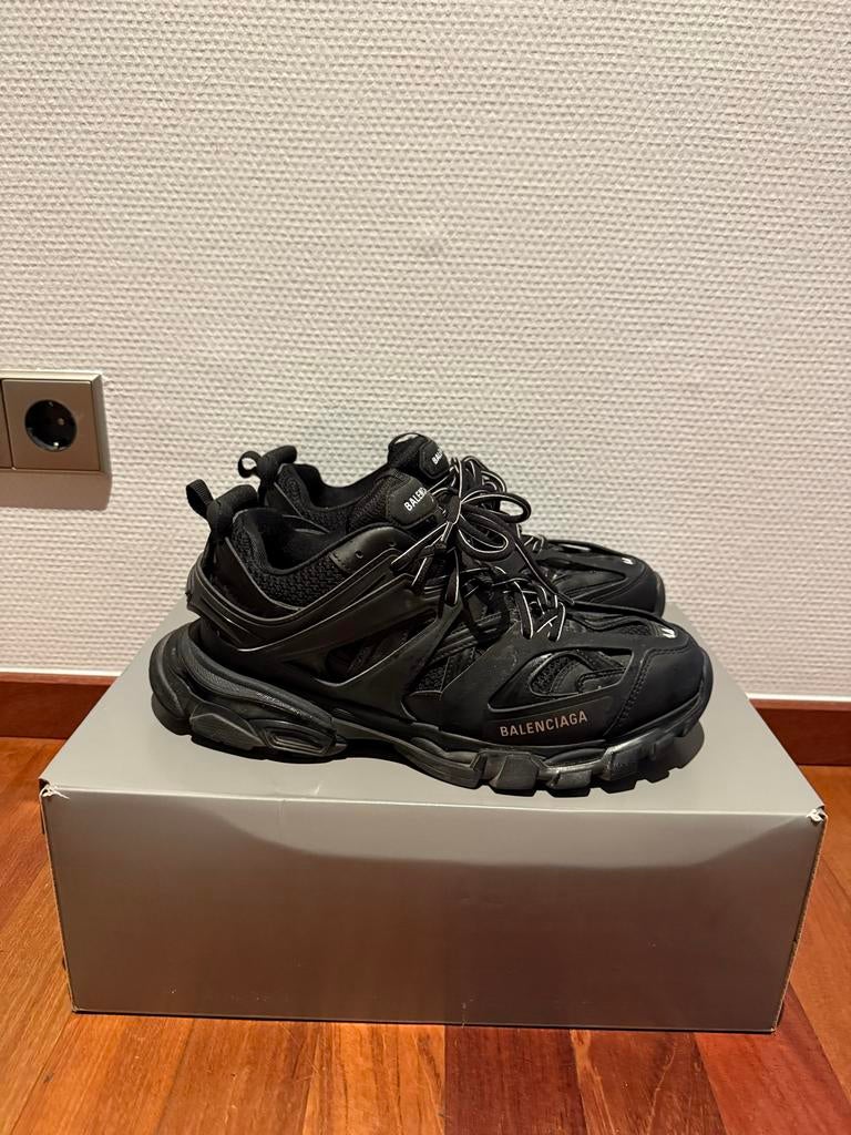 Balenciaga Track Sneakers Zwart Maat 44, Kleding | Heren, Schoenen, Ophalen of Verzenden, Gedragen, Zwart, Sneakers of Gympen