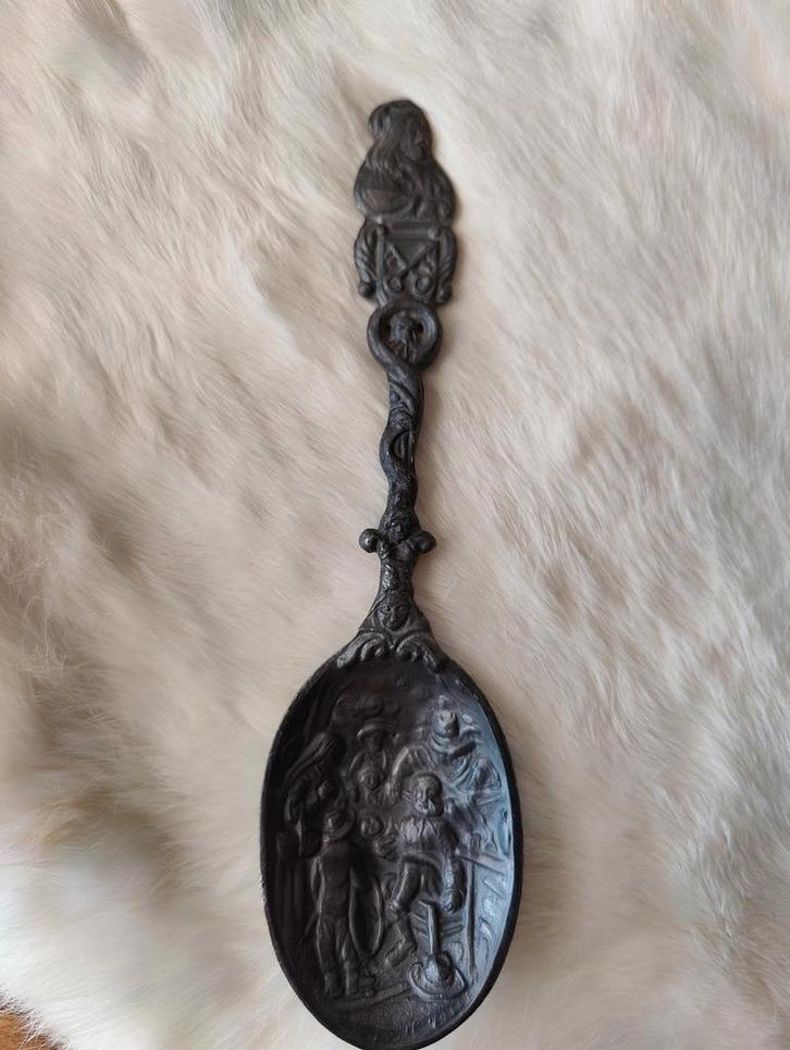 Oude tinnen lepel met tandarts op het plein tafereel, Antiek en Kunst, Antiek | Tin, Ophalen of Verzenden