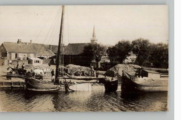 Arnemuiden TOP-FOTOKAART Boottransport suikerbieten st 1911, Verzenden, Voor 1920, Gelopen, Zeeland