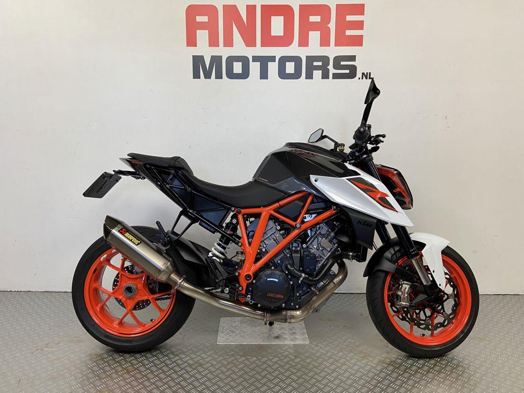 KTM 1290 Super Duke R, Bedrijf, Overig