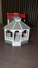 Lemax Wooden Gazebo met 2 stoeltjes - Art. nr 24816a, Verzenden, Zo goed als nieuw