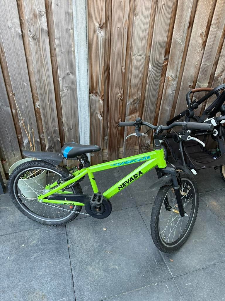 Altec Nevada Kinderfiets 22 inch – Neon Green, Ophalen, Zo goed als nieuw, Staal
