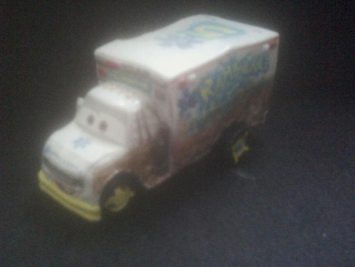 Disney Cars 3 Auto's       Dr. Damage, Kinderen en Baby's, Speelgoed | Speelgoedvoertuigen, Zo goed als nieuw, Ophalen of Verzenden