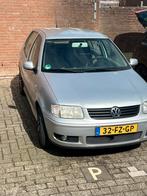 Volkswagen Polo 1.4 55KW 75pk 2001 Grijs, Auto's, Voorwielaandrijving, 450 kg, 74 pk, 31 €/maand