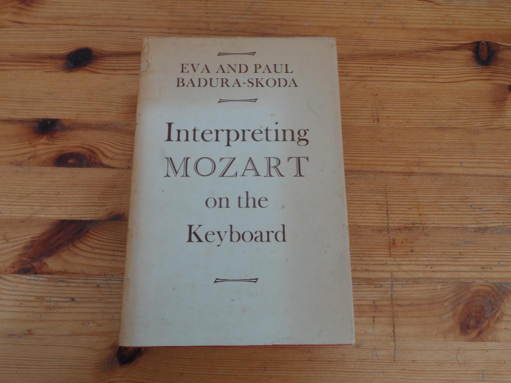 Interpreting mozart on the keyboard - badura-skoda, Boeken, Muziek, Ophalen of Verzenden, Gelezen, Artiest