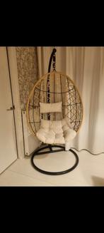 Hangstoel te koop, Huis en Inrichting, Stoelen, Ophalen of Verzenden, Zo goed als nieuw, Wit, Eén
