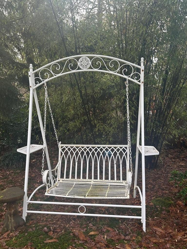 Mooie witte schommelbank, Ophalen, Gebruikt, Metaal