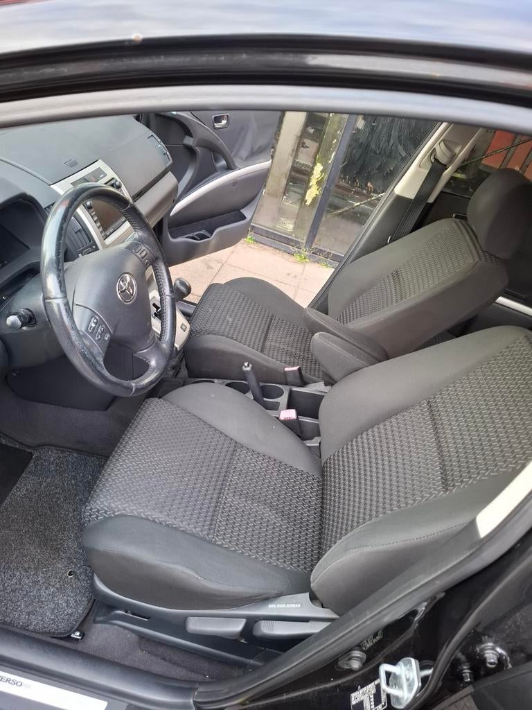 Toyota Corolla Verso 1.8 Vvt-i AUT 7P 2008 Zwart, Auto's, 4 cilinders, 129 pk, 7 stoelen, Zwart