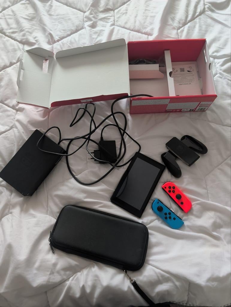 Nintendo Switch, Spelcomputers en Games, Ophalen of Verzenden
