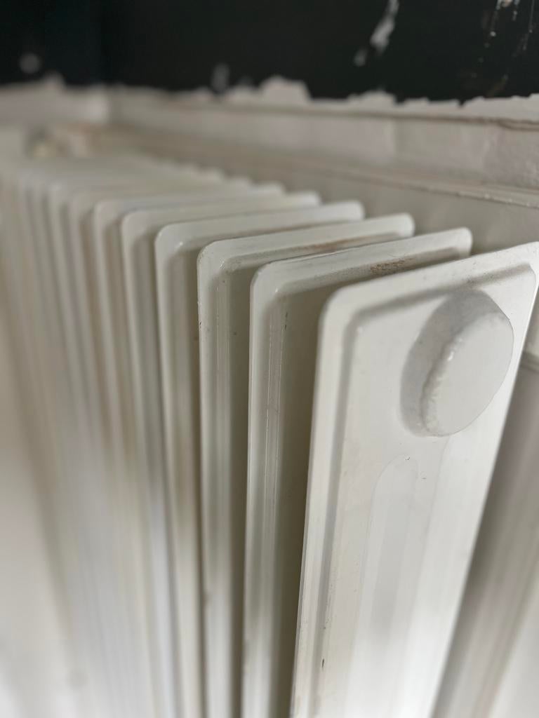 Gietijzeren radiator, Ophalen, 30 tot 80 cm, Radiator, Zo goed als nieuw