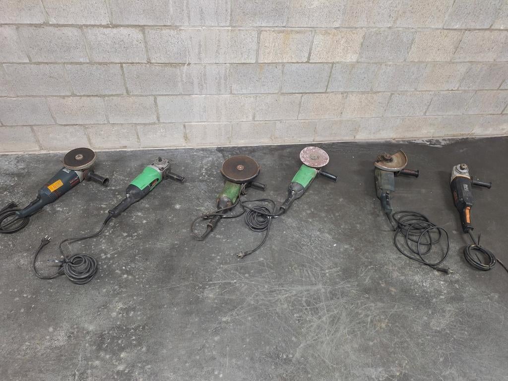 Slijpmachines 230mm en 180mm, Ophalen, Gebruikt, Minder dan 700 watt, Werkbankslijpmachine