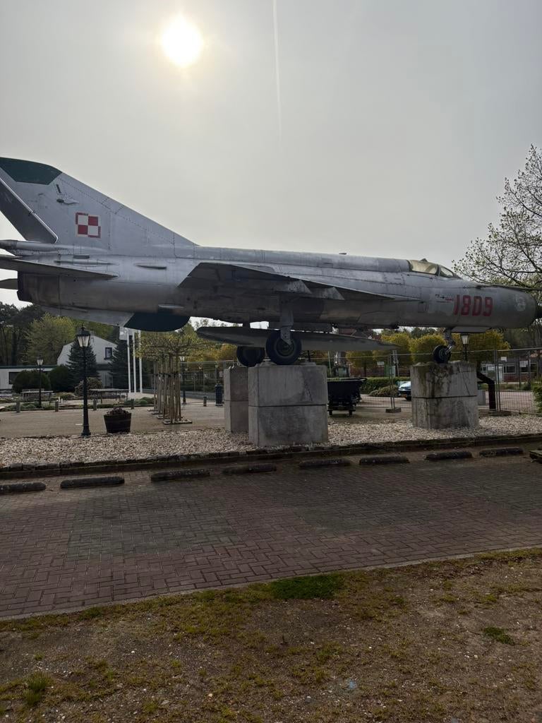 Straaljager originele grootte, Eén persoon