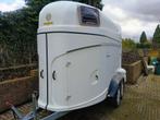 Humbaur 2-paards trailer, aluminium bodem, 2010, Ophalen, Gebruikt