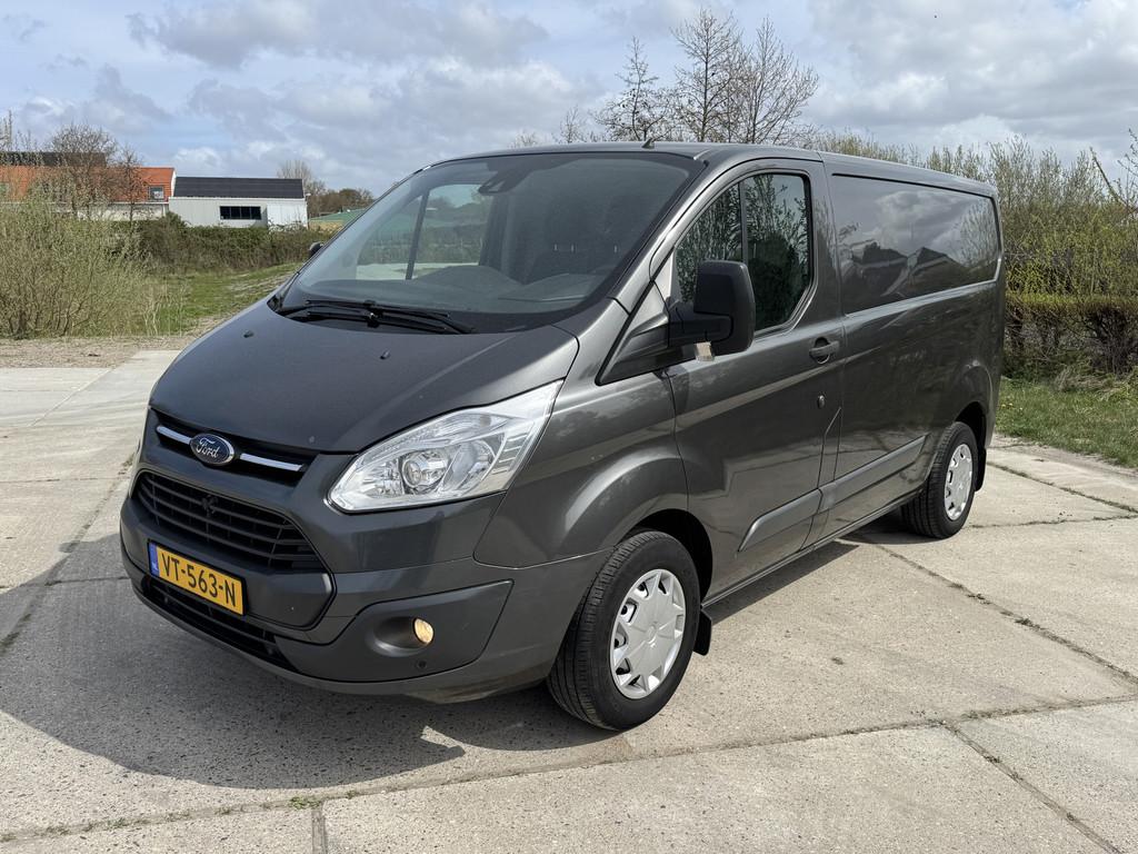 Ford Transit Custom 270 2.2 TDCI 130pk L1 H1 airco trekhaak, Voorwielaandrijving, Euro 5, Stof, Gebruikt