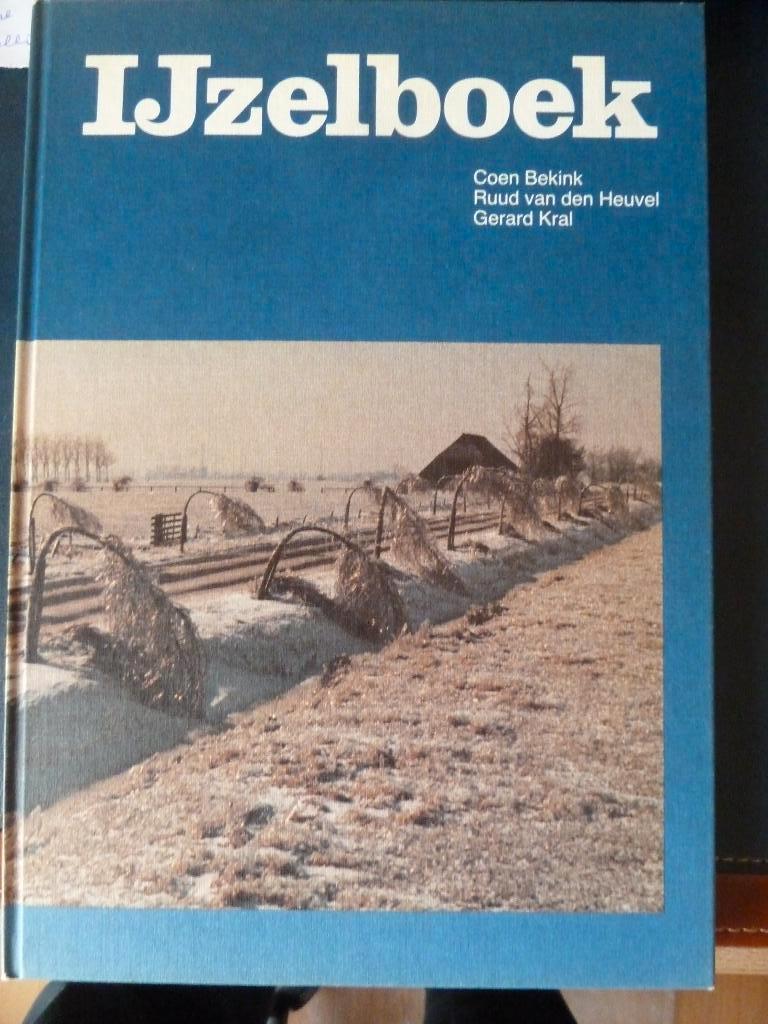 IJzelboek, Ophalen of Verzenden, Gelezen