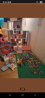 LOL poppenhuis, camper, poppen en spulletjes, Ophalen, Gebruikt, Poppenhuis