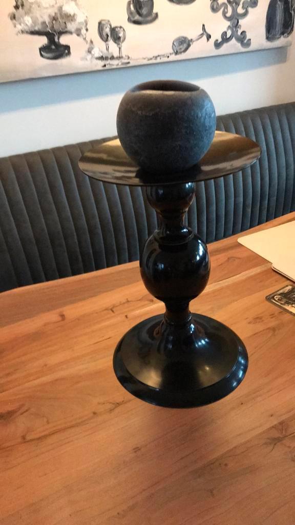 Kandelaar zwart riverdale, Huis en Inrichting, Ophalen of Verzenden, Zwart, Metaal, 25 tot 50 cm