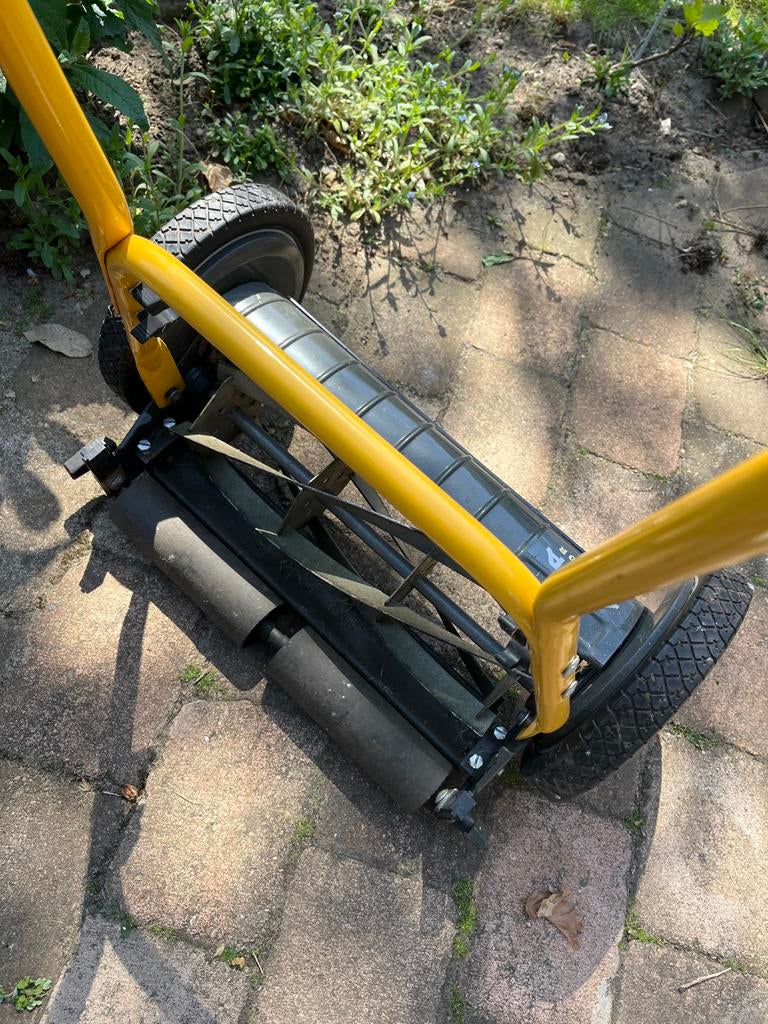 Stiga SCM 240 R Handgrasmaaier - Zo goed als nieuw, Ophalen, Gebruikt, Handgrasmaaier, 40 t/m 49 cm