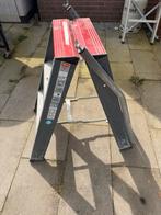 Altrex trap klein - Handige en compacte werktrap, Ophalen, Gebruikt, Trap, Minder dan 2 meter