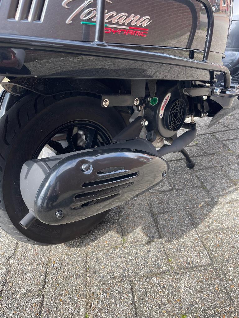 Gts Toscana, Zo goed als nieuw, Benzine, Ophalen, Overige merken