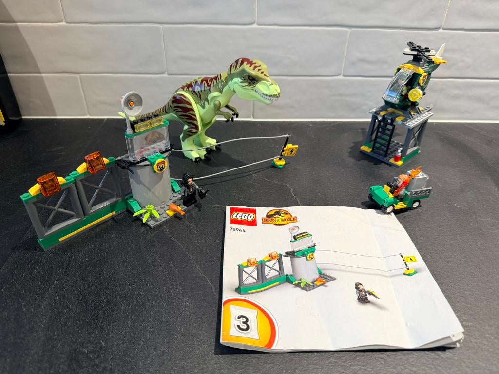 Lego 76944 - Jurassic World: T. rex Dinosaur Breakout, Compleet, Jurassic World, Lego, Ophalen of Verzenden