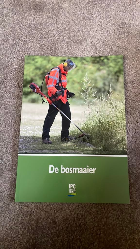 Bosmaaier theorie boekje, Boeken, Sportboeken, Ophalen of Verzenden, Zo goed als nieuw