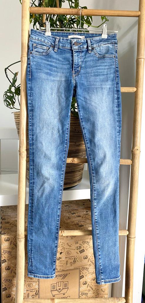 Levi's 26x32 711 skinny jeans demin blauw, Ophalen of Verzenden, Gedragen, Blauw, W27 (confectie 34) of kleiner