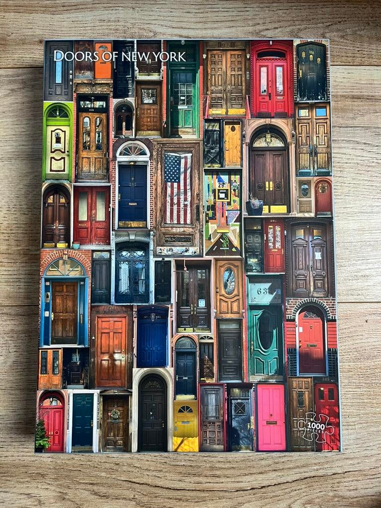 Vennerød puzzel 1000 stukjes Doors of New York, Ophalen of Verzenden, 500 t/m 1500 stukjes, Zo goed als nieuw