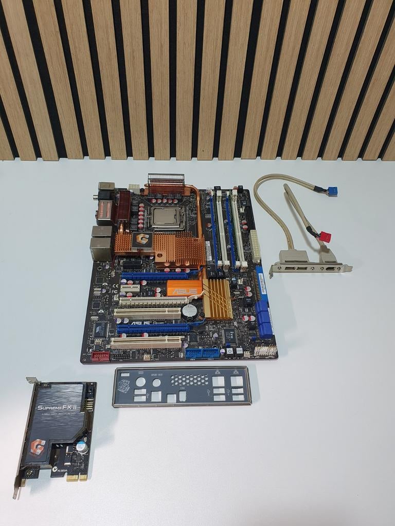 Asus Striker II Formula Moederbord Socket 775 + RAM + CPU, ., Zo goed als nieuw, DDR2, .