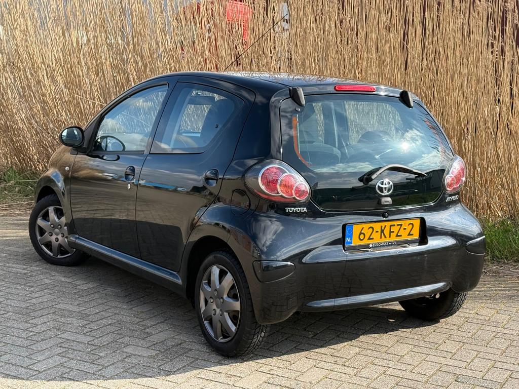 Toyota Aygo Gereserveerd!, Voorwielaandrijving, Gebruikt, 4 stoelen, Origineel Nederlands