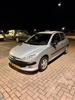 Peugeot 206 1.4 X-line 3D 2002 Grijs 97000km nap, Auto's, Peugeot, Voorwielaandrijving, 31 €/maand, 4 cilinders, Origineel Nederlands