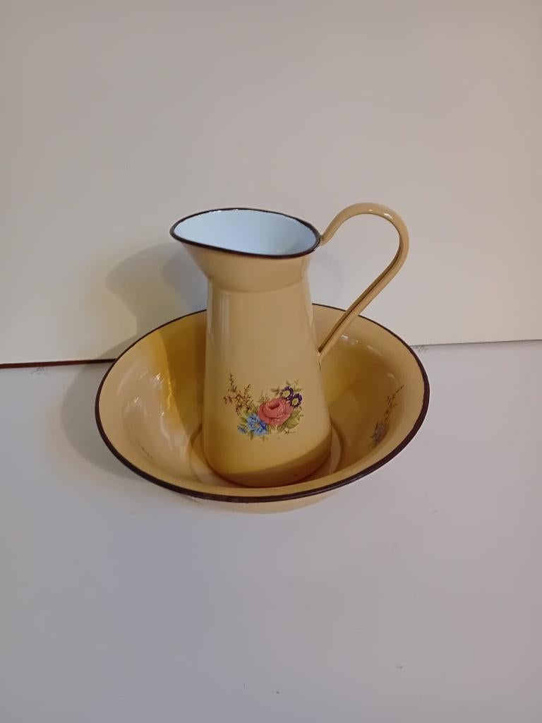 vintage emaille waterkan en waskom set, Antiek en Kunst, Ophalen of Verzenden