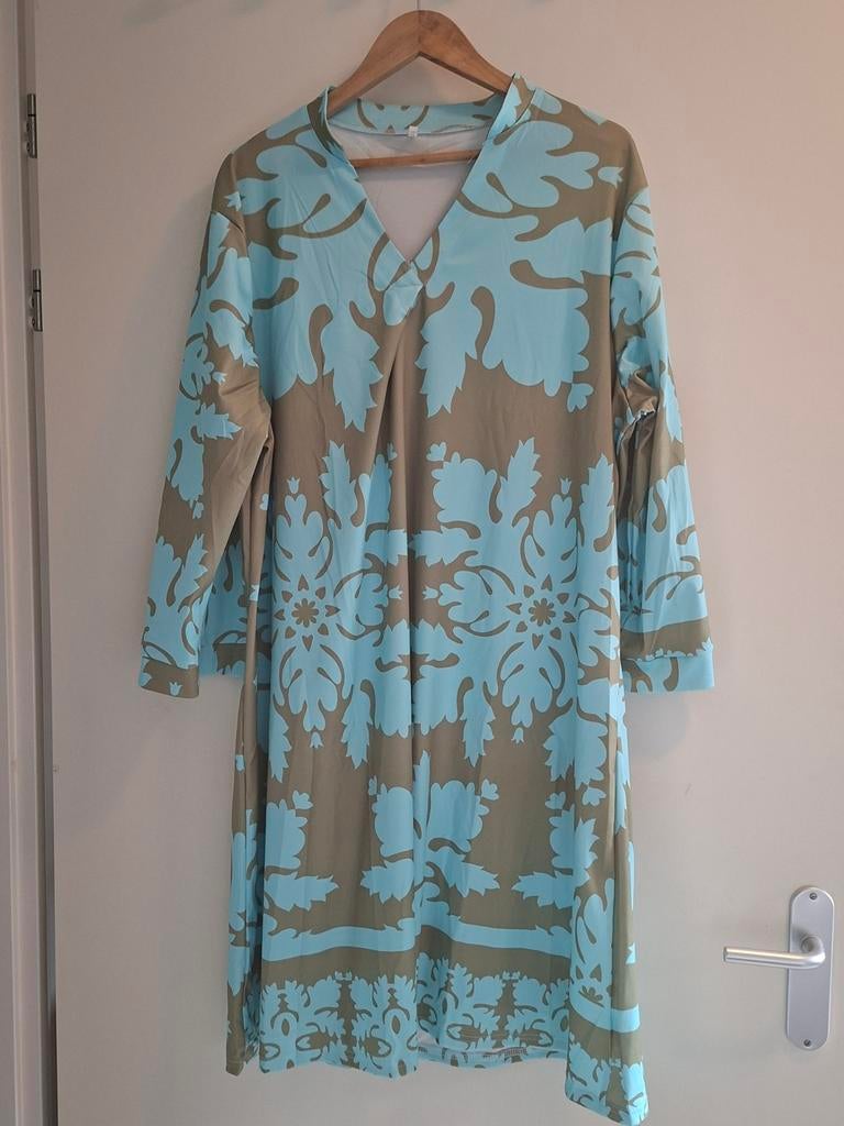 Nieuwe jurk, prachtige kleuren., Kleding | Dames, Grote Maten, Ophalen of Verzenden, Nieuw, Jurk