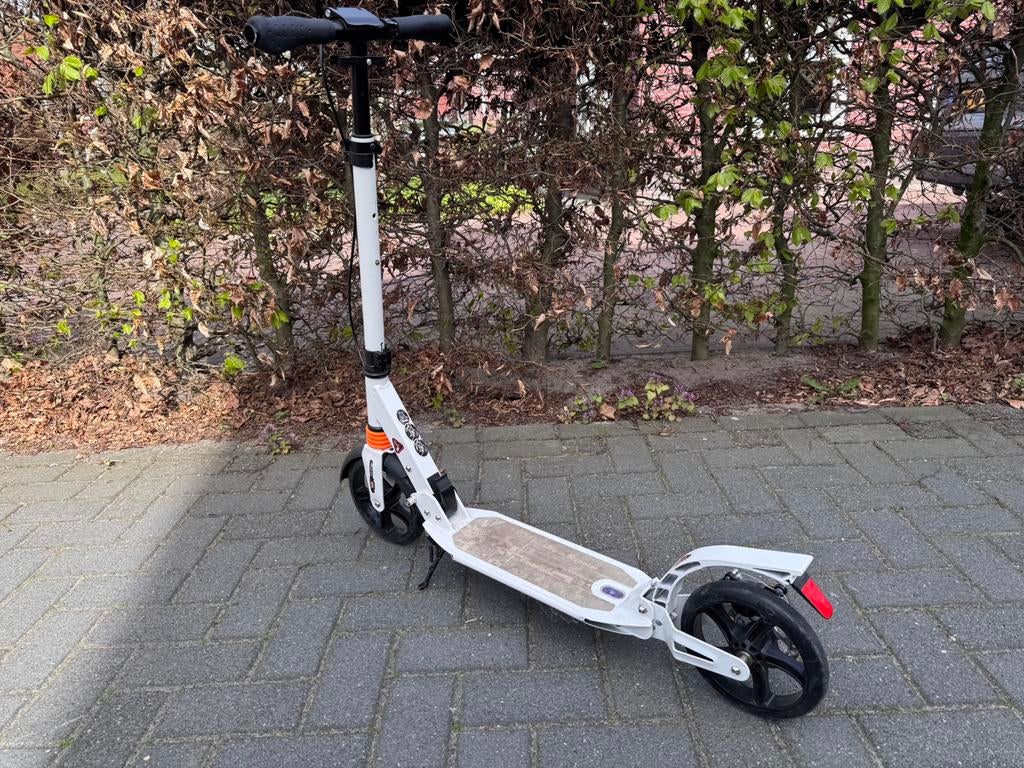 Kinder step, Fietsen en Brommers, Steps, Ophalen, Zo goed als nieuw, Gewone step