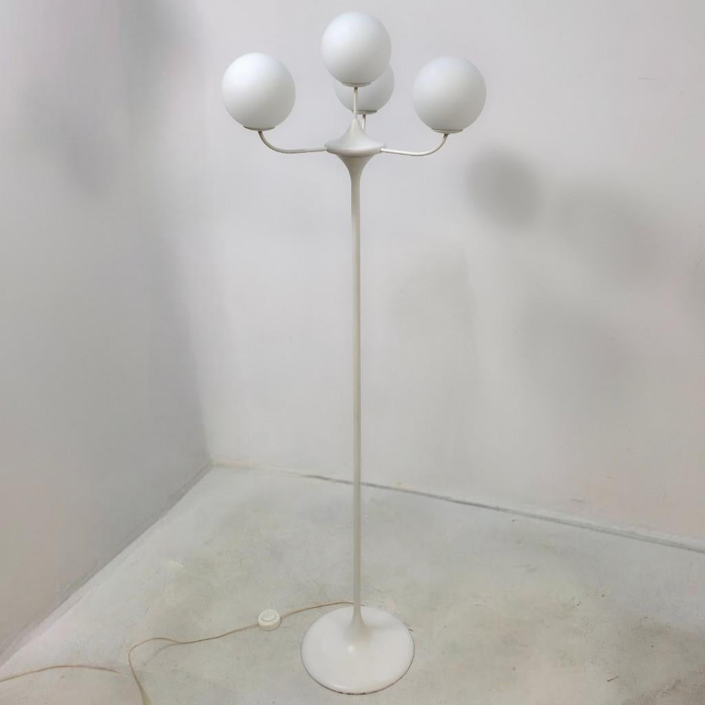 Temde vloerlamp 4 bollen atomic space age design 60s E.Nele, Huis en Inrichting, Lampen | Vloerlampen, Ophalen, Glas