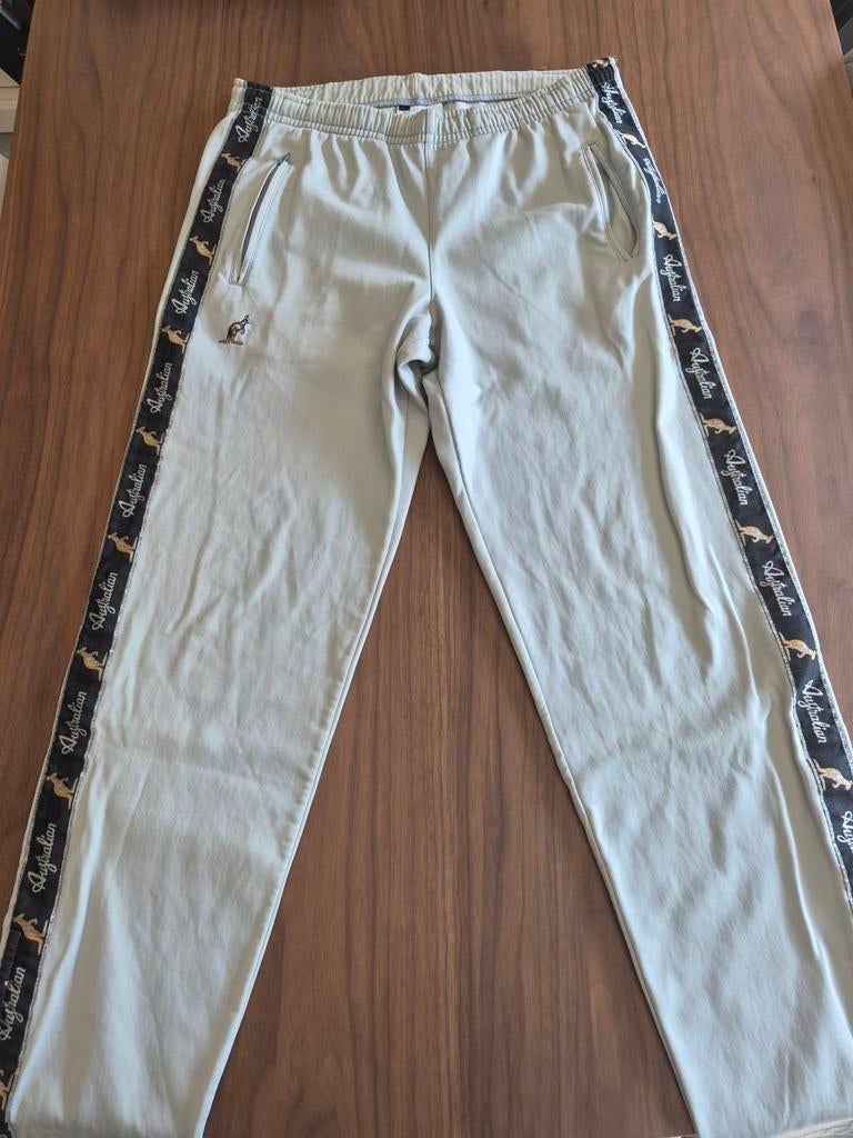 Australian trainingsbroek met bies maat 50, Maat 48/50 (M), Ophalen of Verzenden, Grijs, Gedragen
